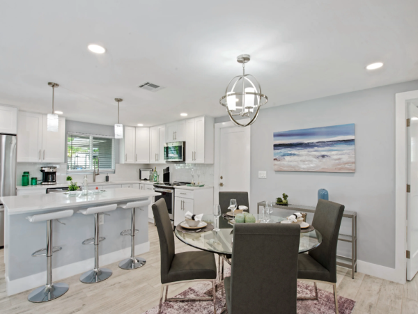 Luxury Canal Front Property with Private Pool - Perfect Coastal Retreat